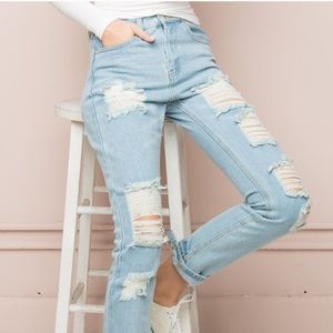 Brandy Melville distressed jeans high waisted